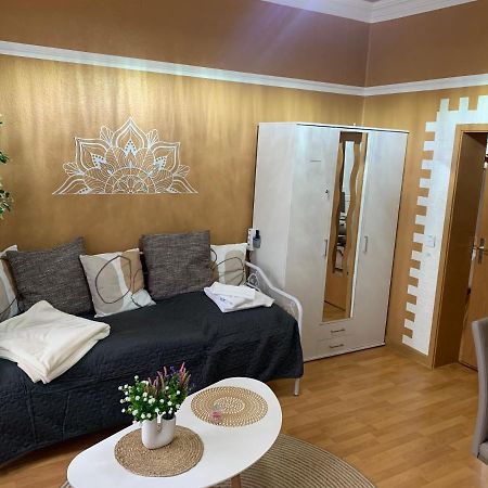 Best-Preis Fewo Rathausblick 2 - Zentrale Lage In Wittenberge - 2 Personen - Einzelzimmer - Vollausstattung - Wlan / Prime & Self-Check-In Екстериор снимка
