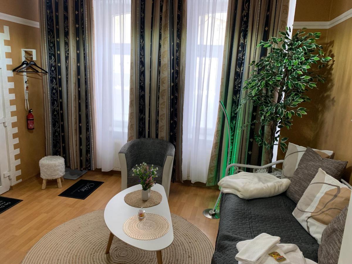 Best-Preis Fewo Rathausblick 2 - Zentrale Lage In Wittenberge - 2 Personen - Einzelzimmer - Vollausstattung - Wlan / Prime & Self-Check-In Екстериор снимка