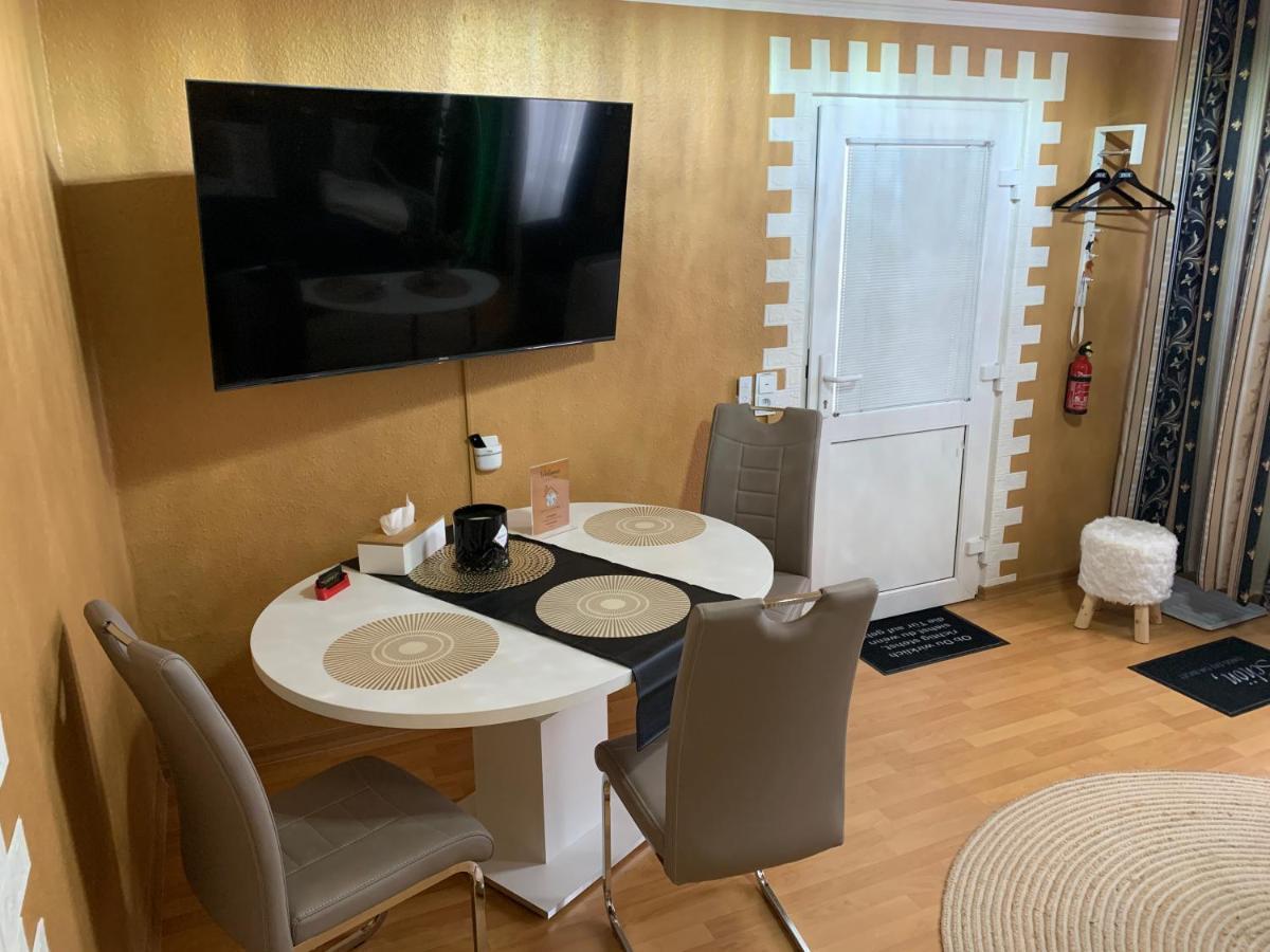 Best-Preis Fewo Rathausblick 2 - Zentrale Lage In Wittenberge - 2 Personen - Einzelzimmer - Vollausstattung - Wlan / Prime & Self-Check-In Екстериор снимка